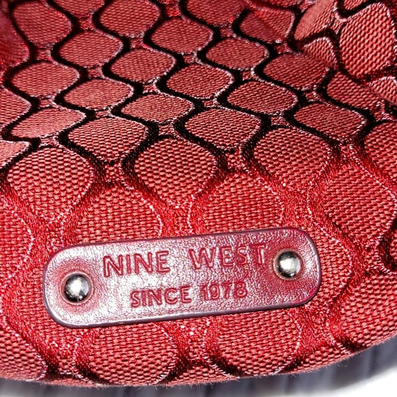 Nine West Purse Maroon - Picture 1 of 7